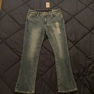 NWT Tommy Hilfiger Tribeca Straight Jean Size 10
